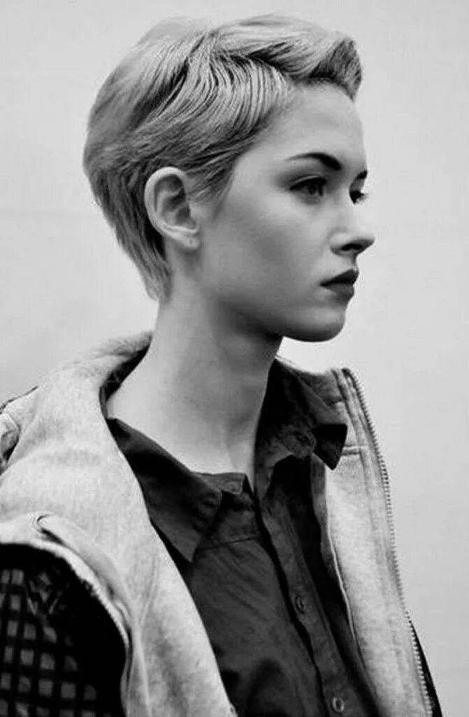 Прически подростков девушек короткие Pin on Classic cool short hair. Shaved hair women, Pixie haircut, Funky short ha