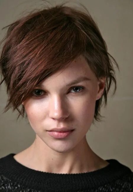 Прически подростков девушек короткие 23 Stylish Hairstyles for Brunettes - Pretty Designs Short hair cuts, Thick hair