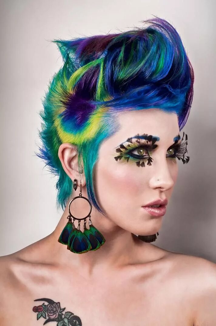 Прически покрашенные волосы just. wow. Peacock hair, Peacock hair color, Dyed hair