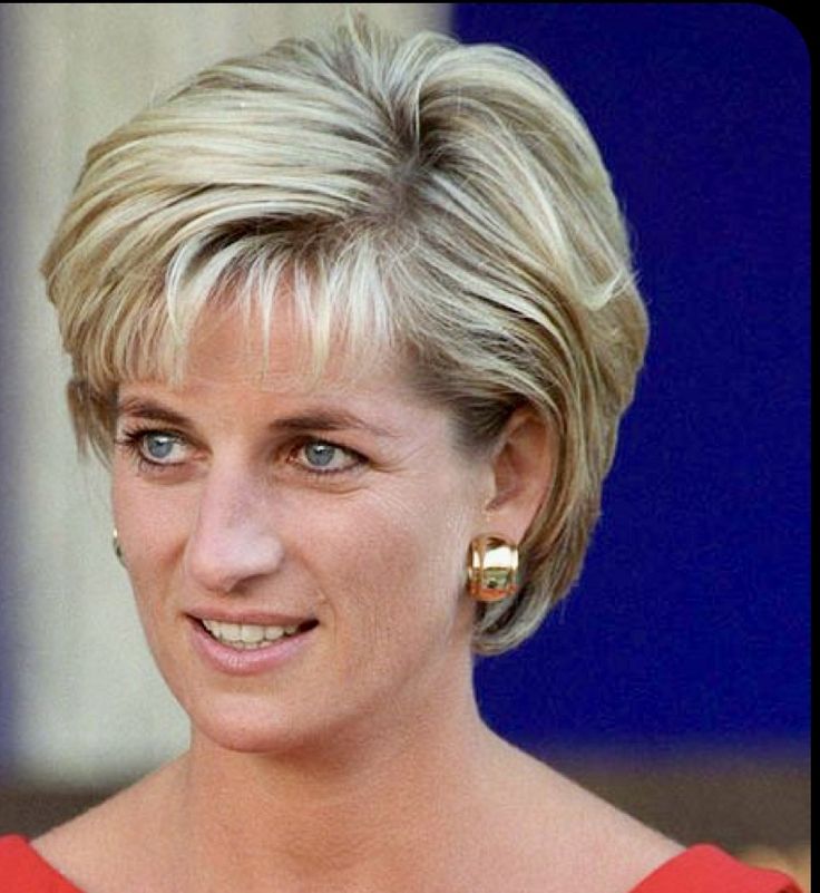 Прически принцессы дианы фото Pin by John Dougan on Princess diana fashion in 2024 Princess diana hair, Diana 