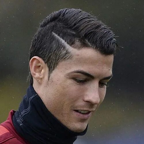 Прически роналдо фото Cristiano Ronaldo Haircut Cristiano ronaldo haircut, Cool hairstyles for men, Ha