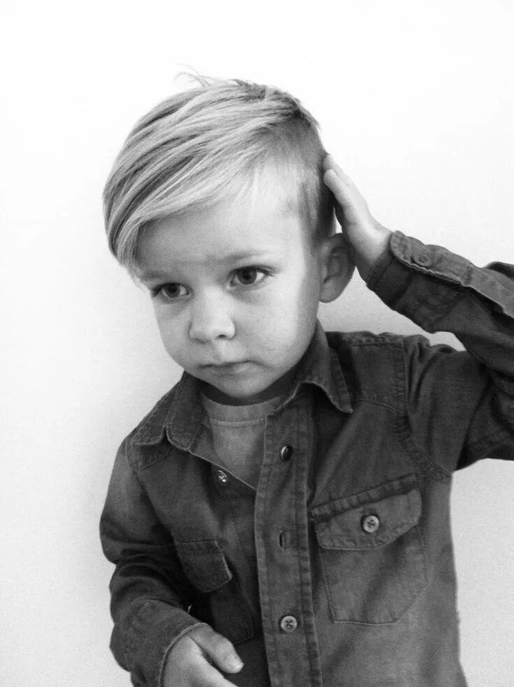 Прически с челкой для мальчиков фото Boys haircuts, Toddler boy haircuts, Boy hairstyles