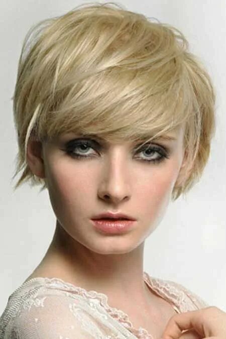 Прически с челкой женские на короткие Pin en Choppy Bob Hairstyles