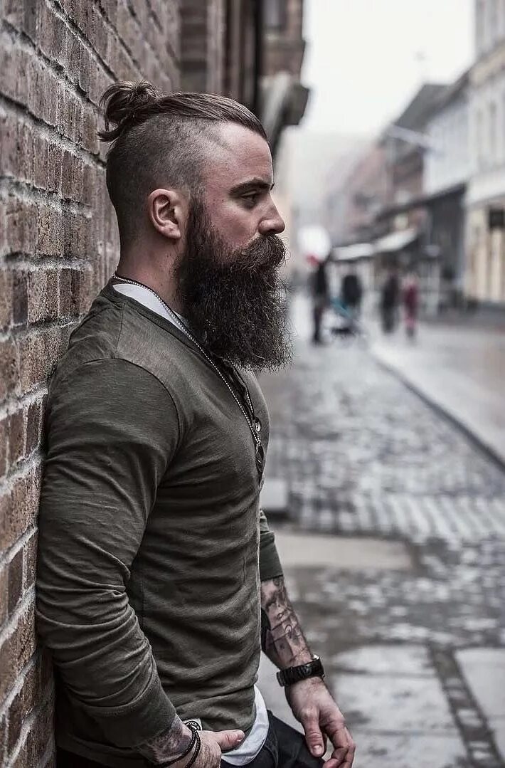 Прически с длинной бородой Awesome hair! Beard, Viking beard styles, Beard life