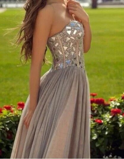 Прически с длинным платьем Pin on DRESS Gorgeous prom dresses, Bridesmaid dresses prom, Prom dresses 2015