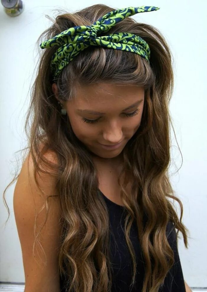 Прически с длинными волосами с повязкой ▷ 1001+ inspirierende Ideen für coole Bandana Frisuren Frisuren mit bandana, Fri