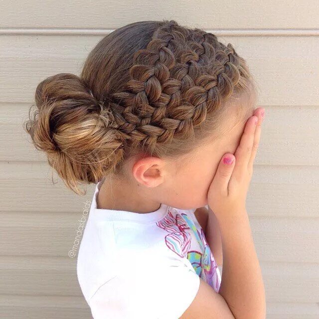 Прически с косичками для девочек Braids & Hairstyles on Instagram: "Here's my recreation of one of @ice_braids ha