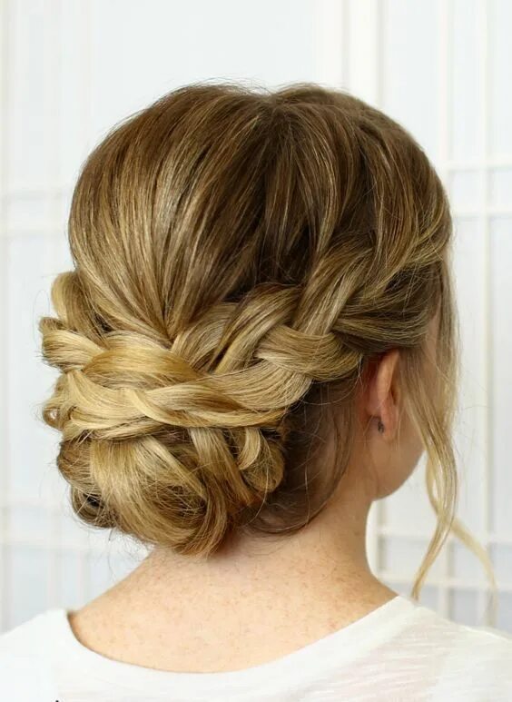 Прически с косой фото на средние Love this chic braided up-do! Medium length hair styles, Hairstyle, Long hair st