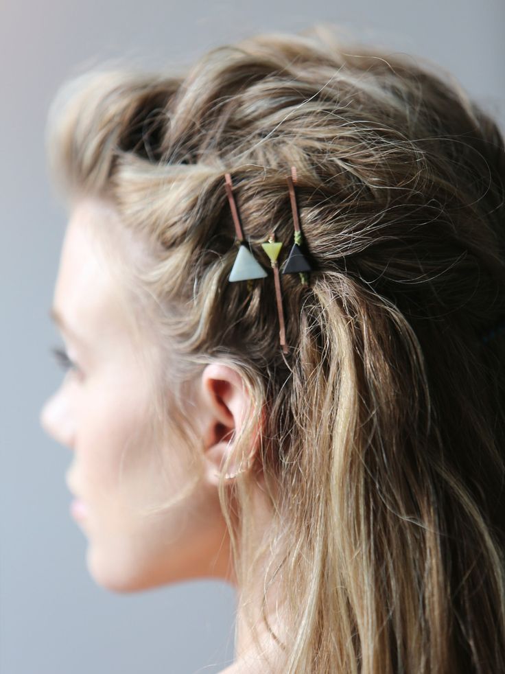 Прически с маленькими крабиками на длинные волосы Don't make plans. Hair pins, Pretty hairstyles, Hair inspiration