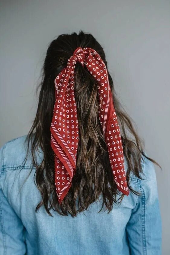 Прически с платком на длинные волосы Pin by ✿ n a d i a ✿ on Hair ☆ Hair scarf styles, Scarf hairstyles, Bandana hair