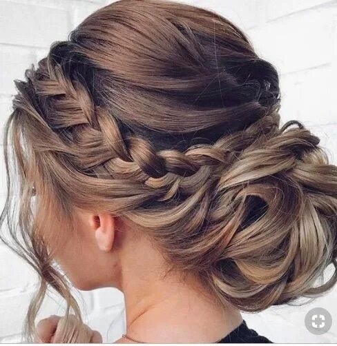 Прически с плетением Pin de Victoria11 em Hairstyles Penteados noiva cabelo longo, Penteados com tran