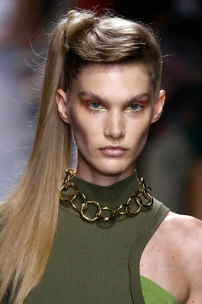 Прически с подиумов 2024 The Best Beauty Looks From Milan Fashion Week Spring 2020 BEAUTY/crew