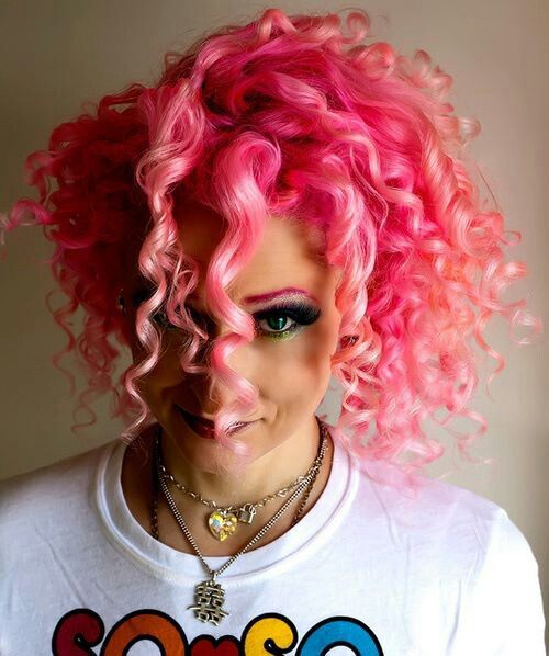 Pin by Sara Herewane on Hair Hair color, Prom hair, Pink hair