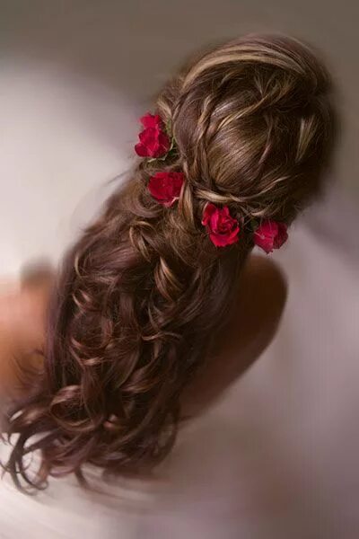 Прически с цветами на длинный волос 10 популярных идей на тему "quince hairstyles with roses" для вдохновения