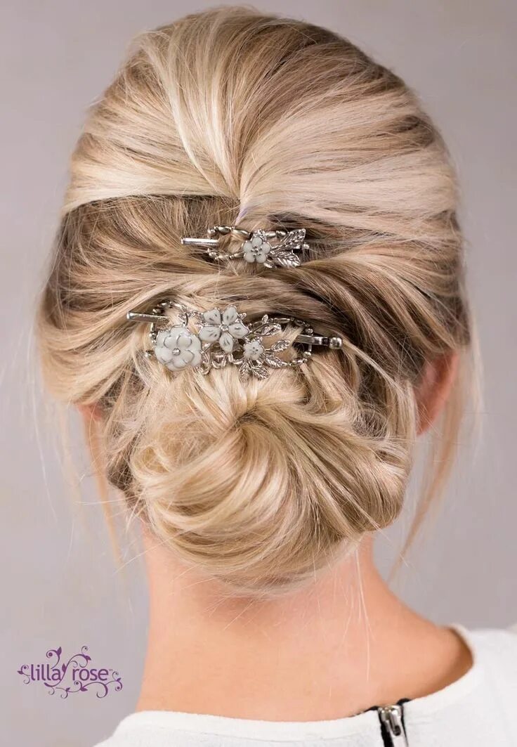 Прически с заколками на средние Pin by Elizabeth Chang on Bedazzle My Hair Rosé hairstyles, Rose hair, Bridal ha