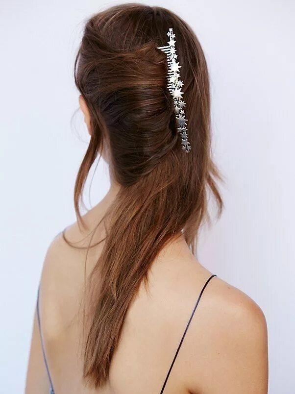 Прически с заколкой банан на длинные волосы This elegant French comb dotted with stars. Accesorios para el pelo, Accesorios 