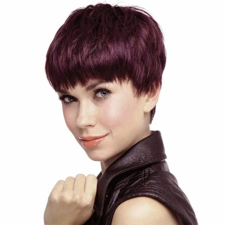 Прически шапочка короткие eggplant hair color - Google Search Eggplant colored hair, Aubergine hair color,