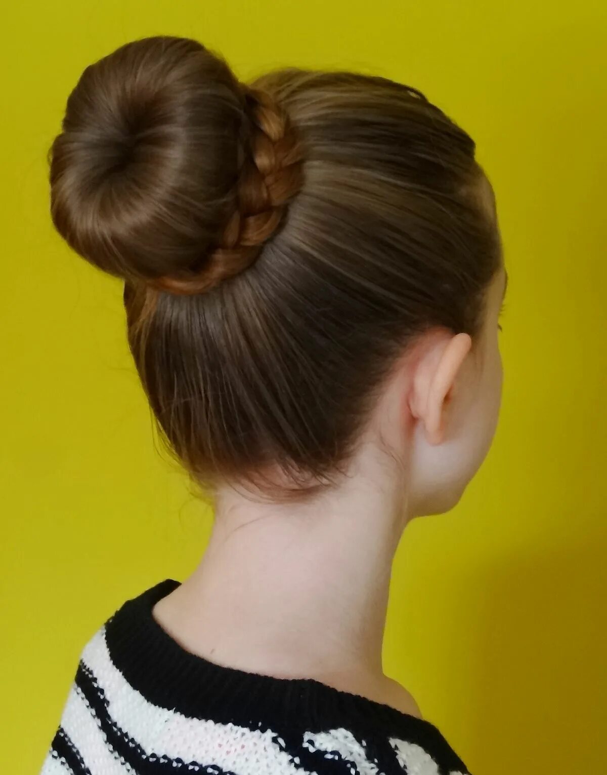 Прически шишки на средние Файл:Circumbraided Donut Bun.JPG - Викисловарь