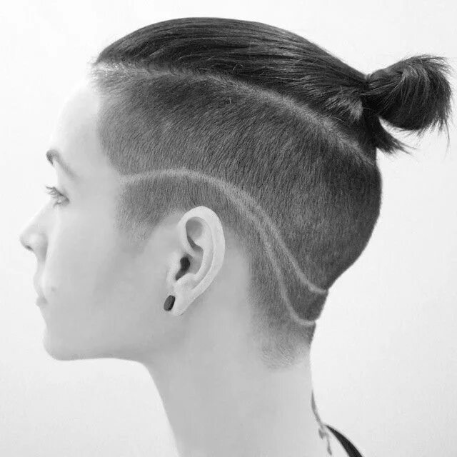 Прически со всех сторон женские Isabela Gasser on Instagram: "#freshcut" Peinados de hombre, Estilos de cabello 