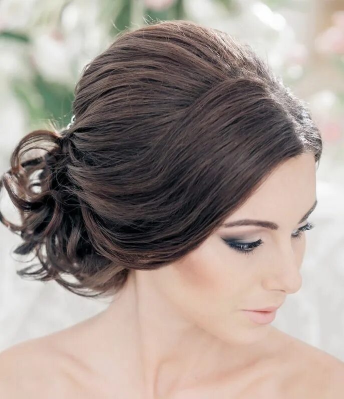 Прически собранные волосы фото Wedding Hairstyle Ideas for Long Hair - MODwedding Wedding hairstyles for long h