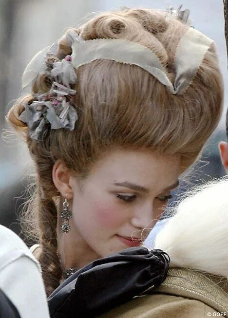 Прически в английском стиле женские Fashion you cant miss Historical hairstyles, Hair styles, 18th century hair