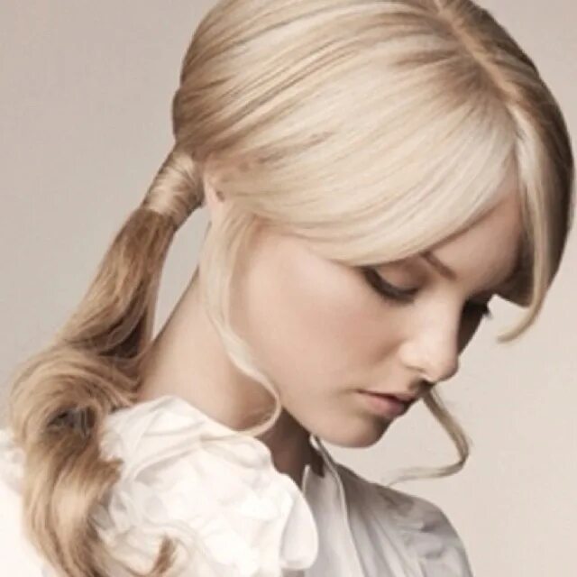 Прически в классическом стиле женские Wrap around side pony. Elegant yet relaxed. Hair styles, Mens medium length hair