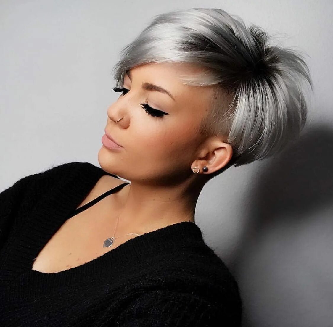 Прически в моде короткие Pin on Hair Styles Short straight hair, Hair beauty, Short hair styles