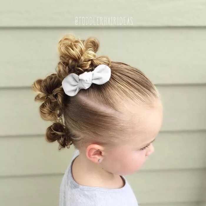 Прически в сад на каре 63 детские прически на выпускной в детский сад Hair styles, Toddler girl haircut