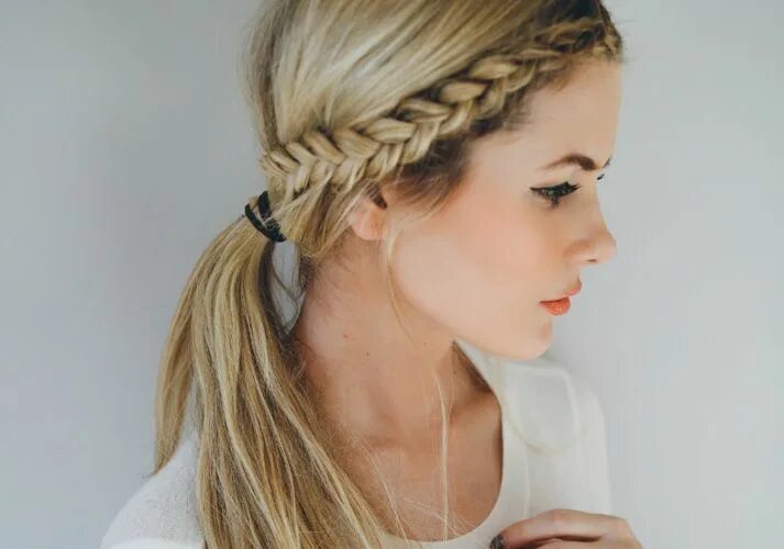 Прически в сауну на средние волосы Summer Hair Tips & Tricks Cool braid hairstyles, Lazy girl hairstyles, Braided h