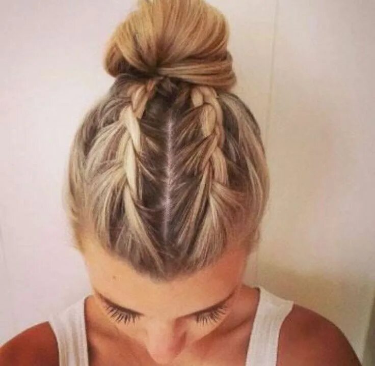 Прически в школу пинтерест Double Front Braid Bun Braided hairstyles updo, Braided hairstyles easy, French 