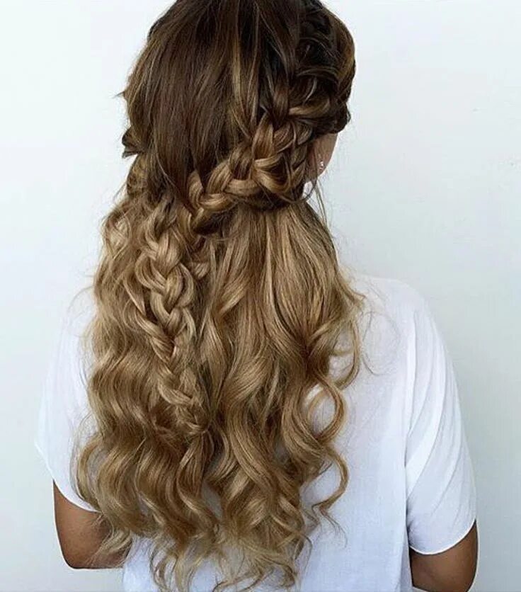 Прически в школу с кудряшками Pin on Hair French braid hairstyles, Plaits hairstyles, Two braid hairstyles