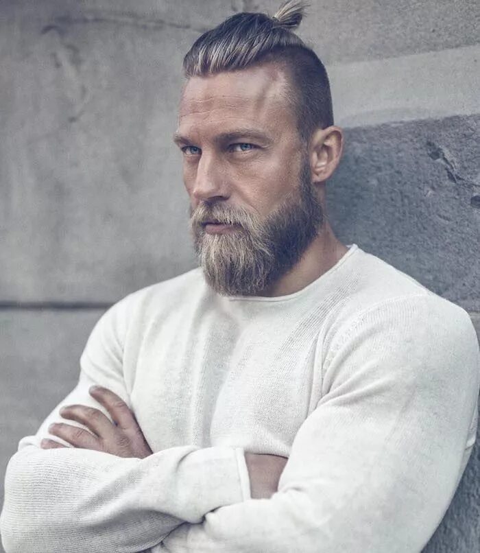 Прически в скандинавском стиле мужские Barbe hipster - le style à poils Beard styles, Popular mens hairstyles, Beard ha