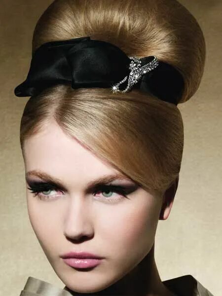 Прически в стиле 60 женские anos 60 Rockabilly hair, Vintage hairstyles, Bow hairstyle