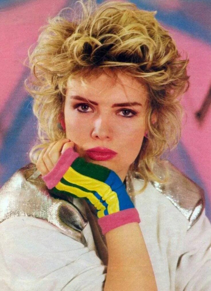 Прически в стиле 80 х годов Kim Wilde. Kids in America.....jaren 80. 80s fashion, 80s hair, 80s trends