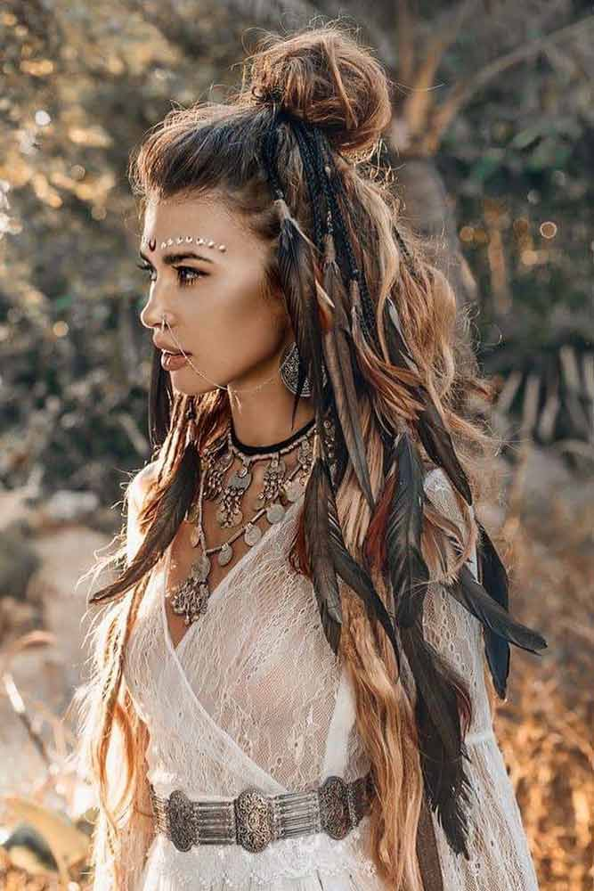 Прически в стиле бохо на средние волосы 60+ Best Bohemian Hairstyles That Turn Heads Bohemian hairstyles, Chic hairstyle