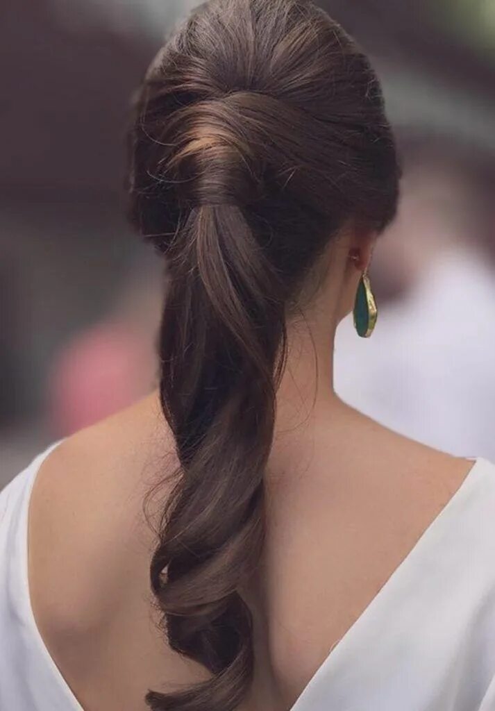 Прически вечерние длинный хвост HAIRSTYLE: Novias con coleta Acconciature, Acconciature capelli corti sposa, Cap