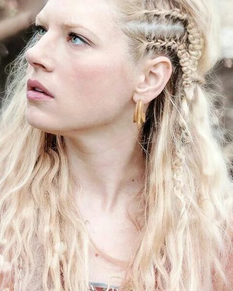 Прически викингов женские Pin by farhan on Someone Special Viking hair, Lagertha hair, Hair styles