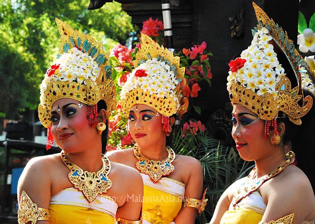 Прически женские на бал Festival of People and Tribes in Bali, Indonesia (Pt 1) - Malaysia Asia Bali, In