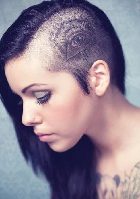 Прически женские на голове head tattoos with undercuts - Google Search Татуировки волос, Острые прически, С