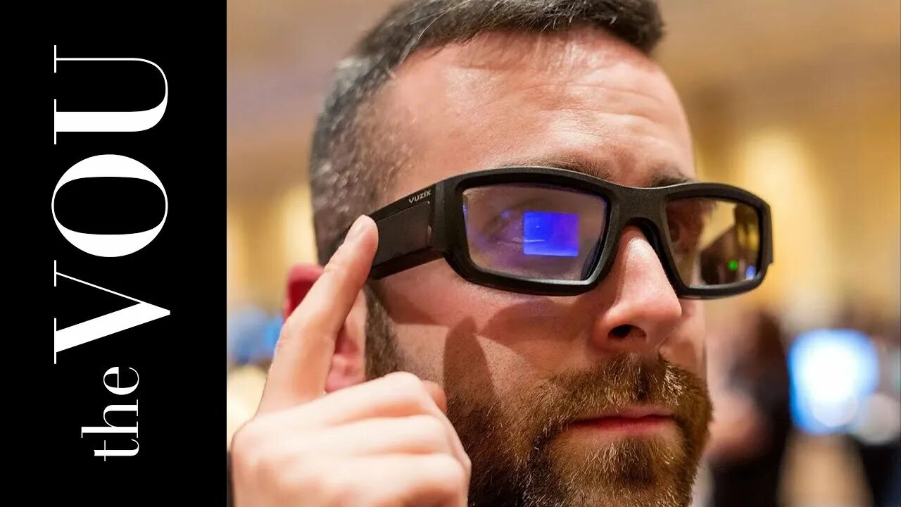 Приделать очки к фото First Augmented Reality Glasses In The World - YouTube