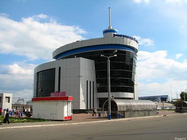 Пригородный вокзал челябинск фото Челябинский пригородный ж/д вокзал, ул. Фотография из альбома 501. - 0 из 80 ВКо