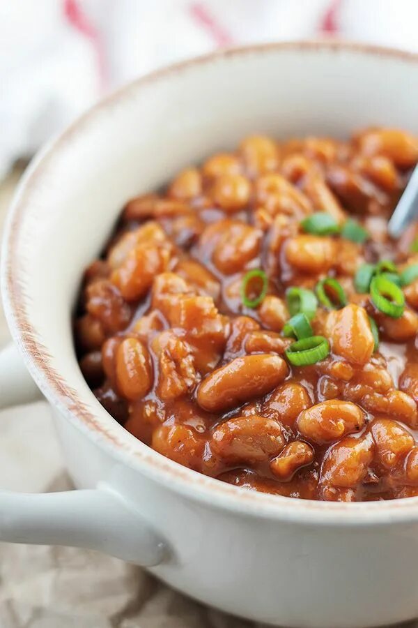 Приготовить бобы рецепты с фото Bacon Baked Beans - Countryside Cravings Baked beans with bacon, Slow cooker bak