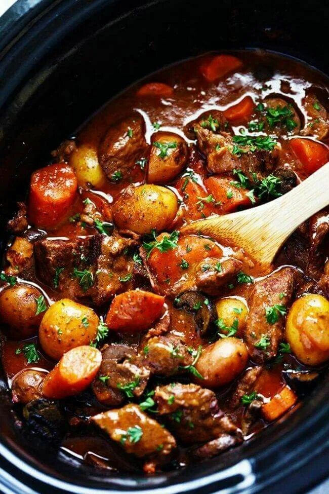 Приготовить говядину вкусно и быстро фото Pin on Crockpot Recipes Beef bourguignon slow cooker, Beef bourguignon, Beef bou