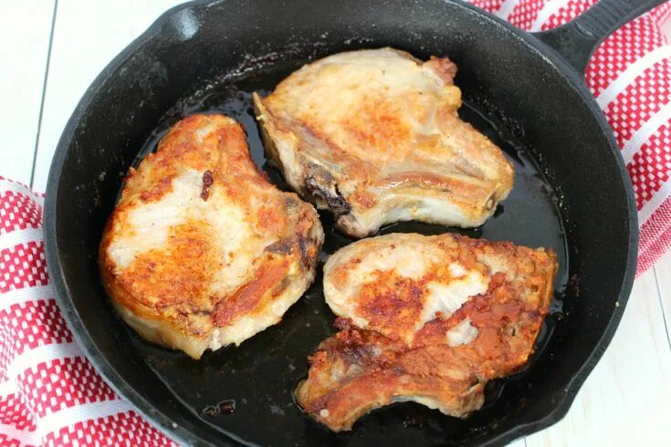 Приготовить свинину на сковороде с фото How To Cook Pork Chops - Food.com Pork chop recipes, How to cook pork, Easy pork