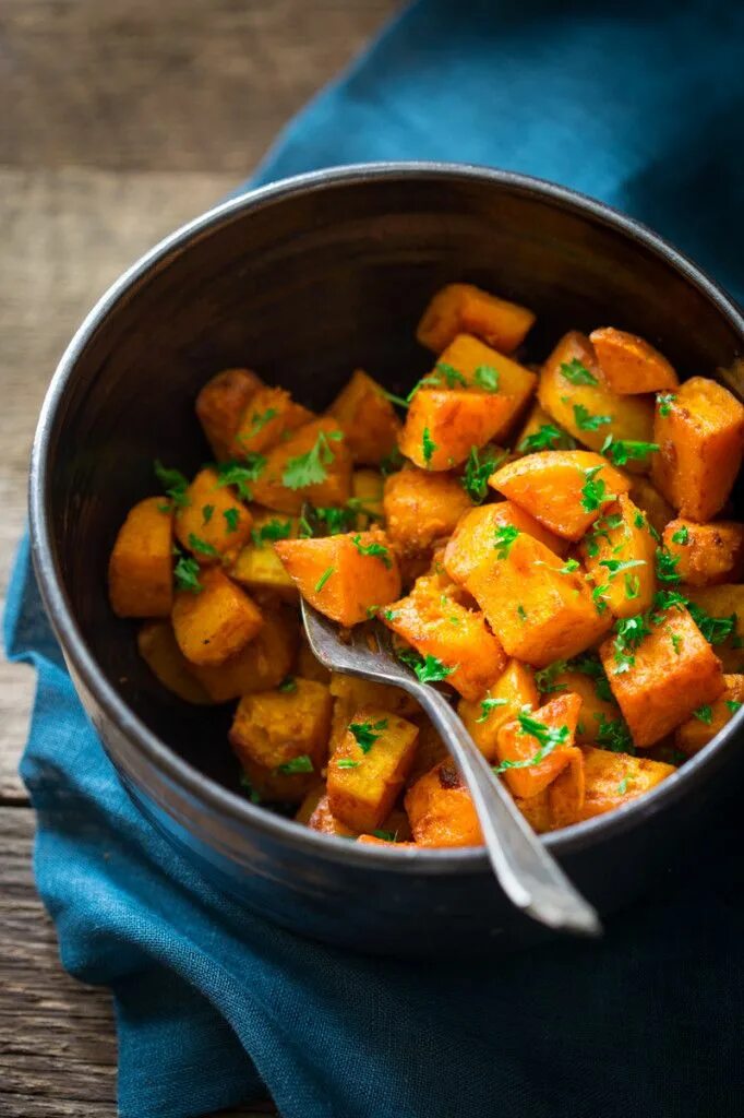 Приготовить вкусную тыкву рецепты фото Roasted Butternut Squash with Smoked Paprika and Turmeric vegan Recipe Turmeric 