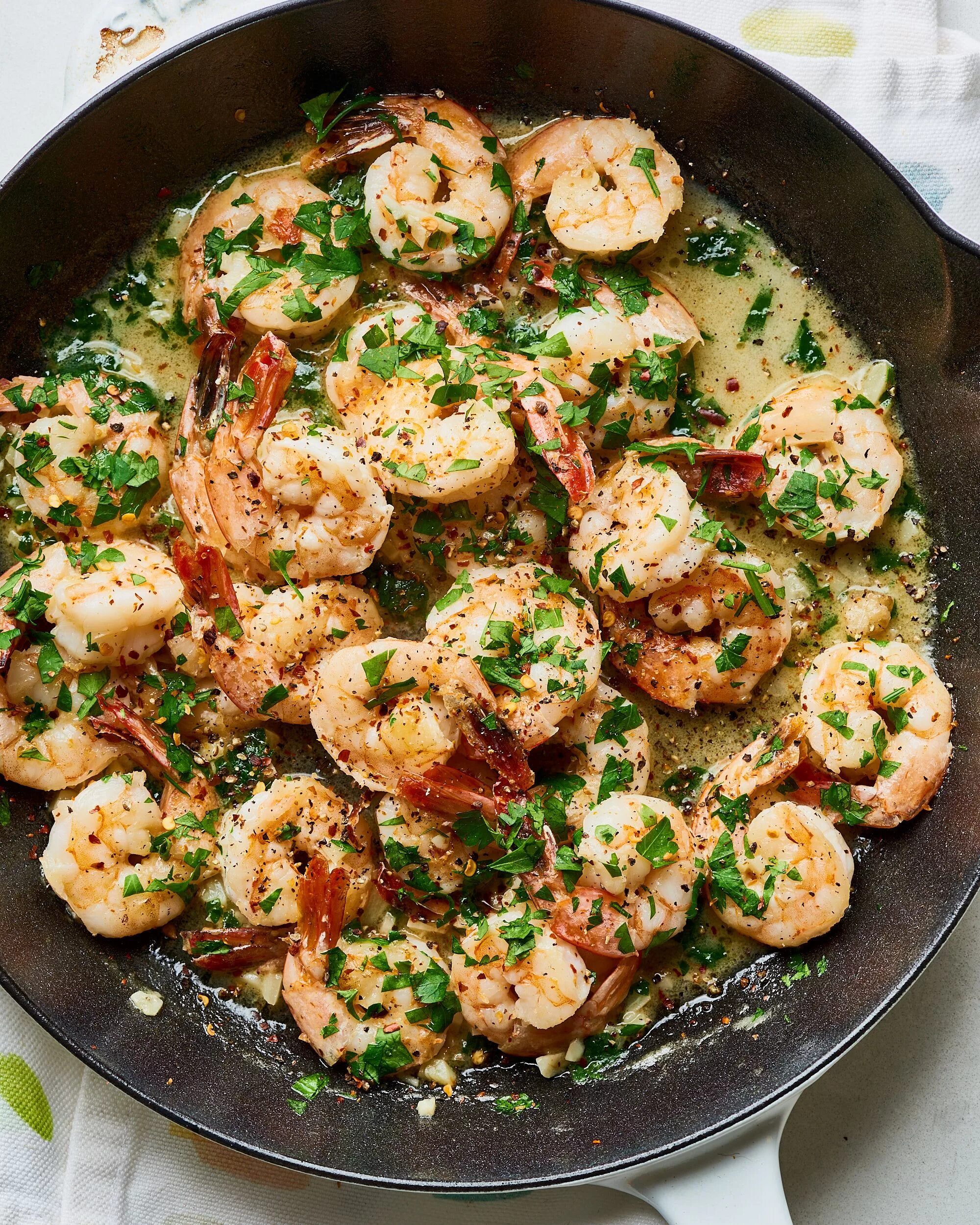 Приготовление быстрых блюд с фото You Only Need 5 Minutes (Yes, Really) to Make This Garlic Butter Shrimp Recipe F