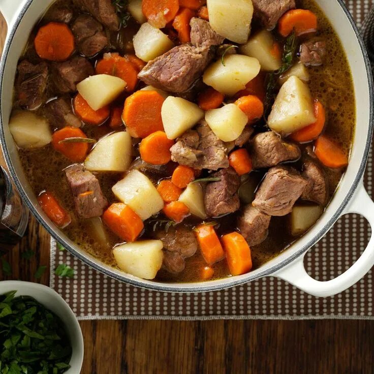 Приготовление рагу с фото 80 Comforting Dinner Recipes from Grandma's Recipe Box Lamb stew, Lamb stew reci