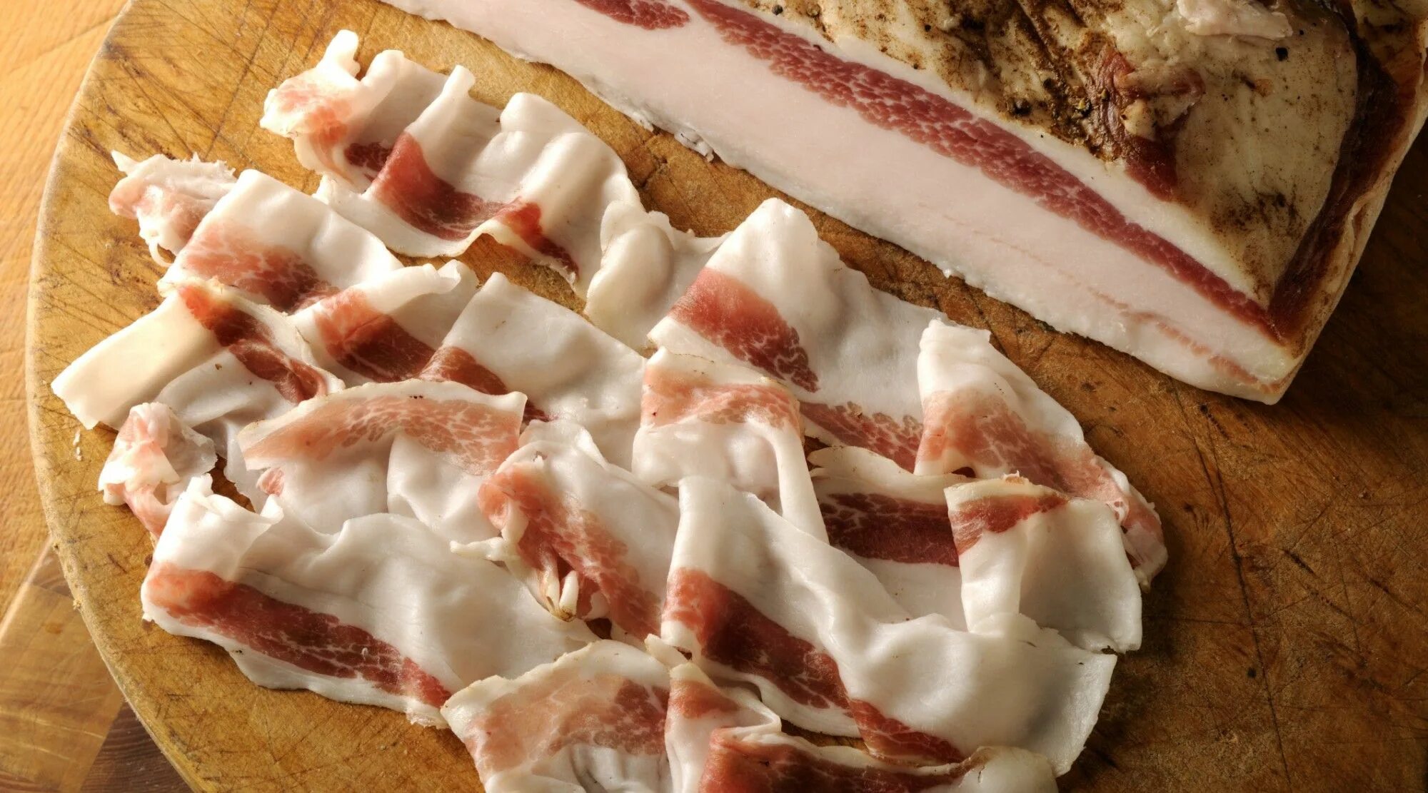 Приготовление сало с фото Curing Your Own Bacon Recipe bacon in 2019 Food, Bacon recipes, Bacon