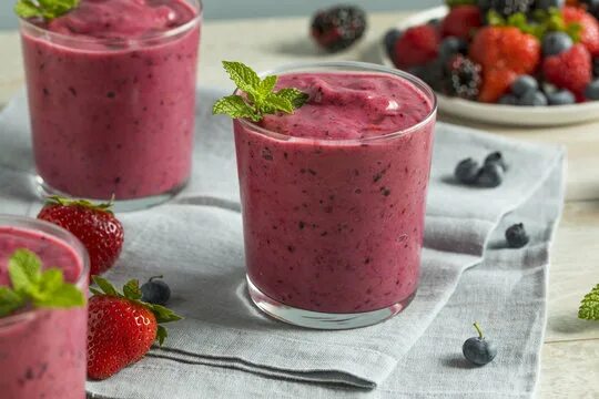 Приготовление смузи фото "Berry Milkshake" Изображения: просматривайте стоковые фотографии, векторные изо