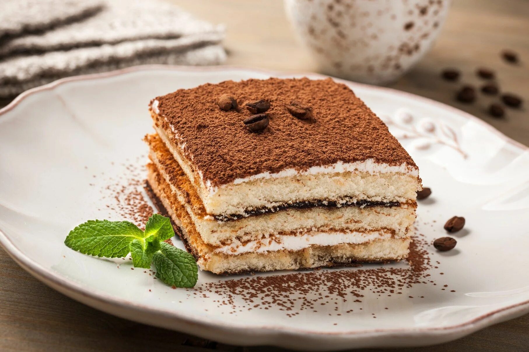 Приготовление тирамису с фото Keto Friendly Tiramisu Cake - Eat Keto With Me Recipe Easy tiramisu recipe, Tira